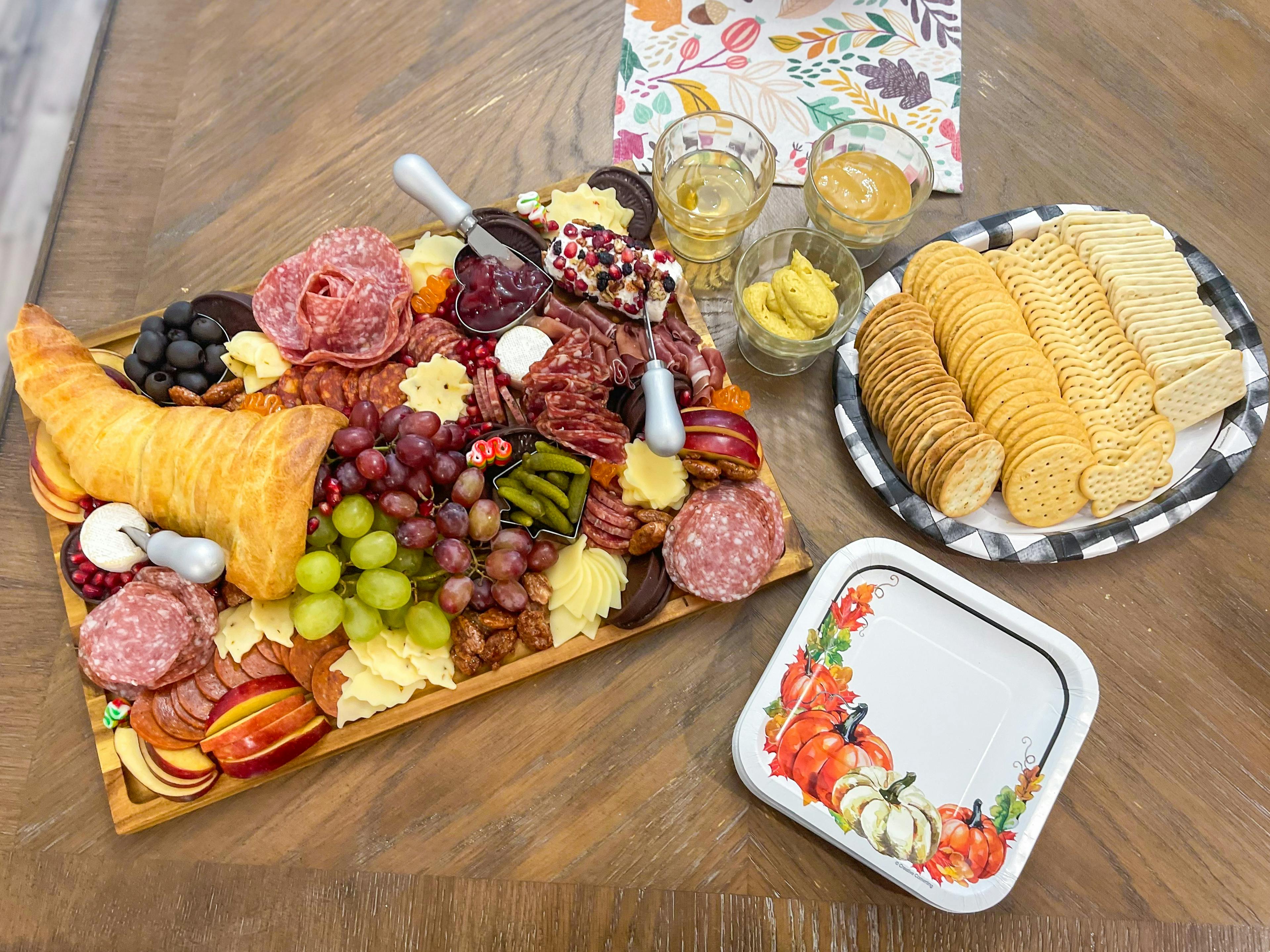 16 Charcuterie Board Ideas to Get in the Holiday Spirit - The Krazy ...