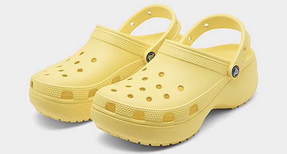 crocs-womens-platform-clogs-120221b