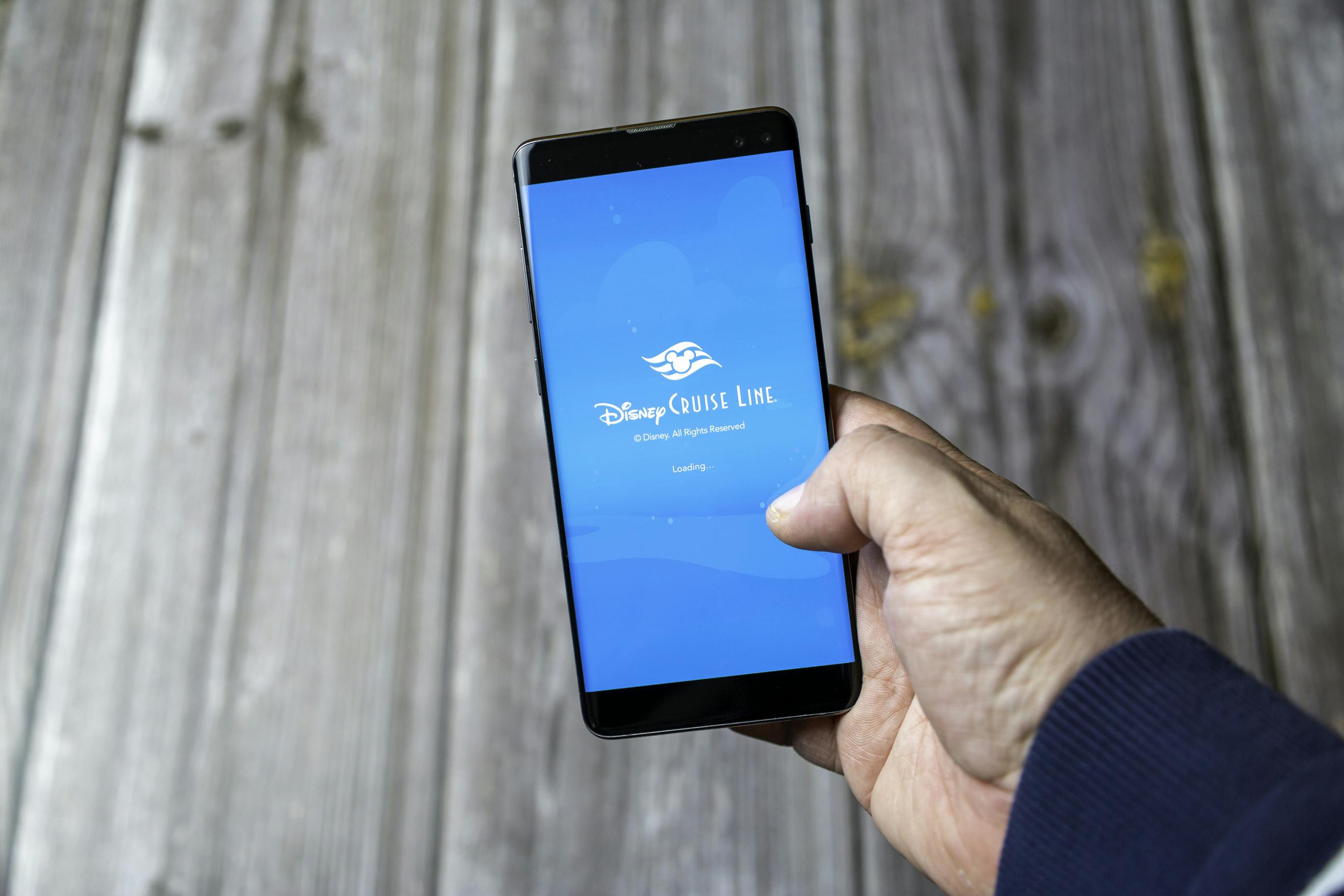 Disney Cruise Line app internet