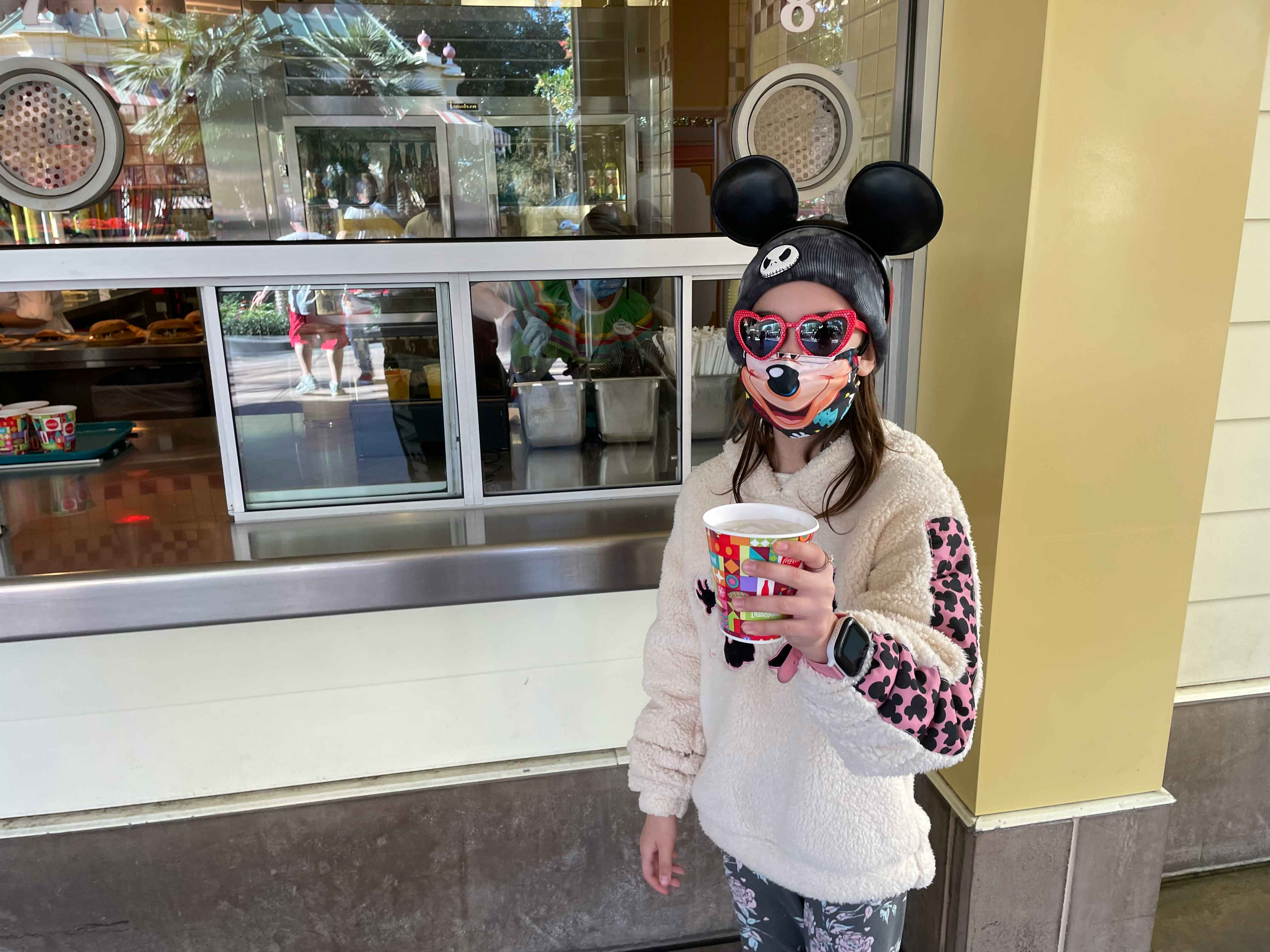 Disney California Adventure - girl holding free cup of water