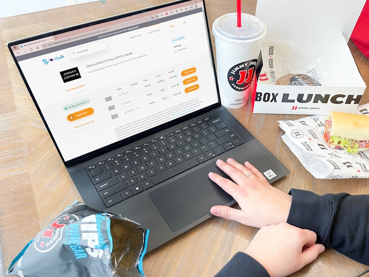 laptop with cashcard website 