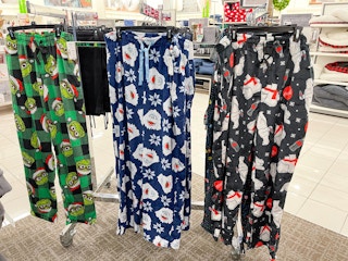 kohls-men-fleece-christmas-holiday-sleep-pants-2021-3