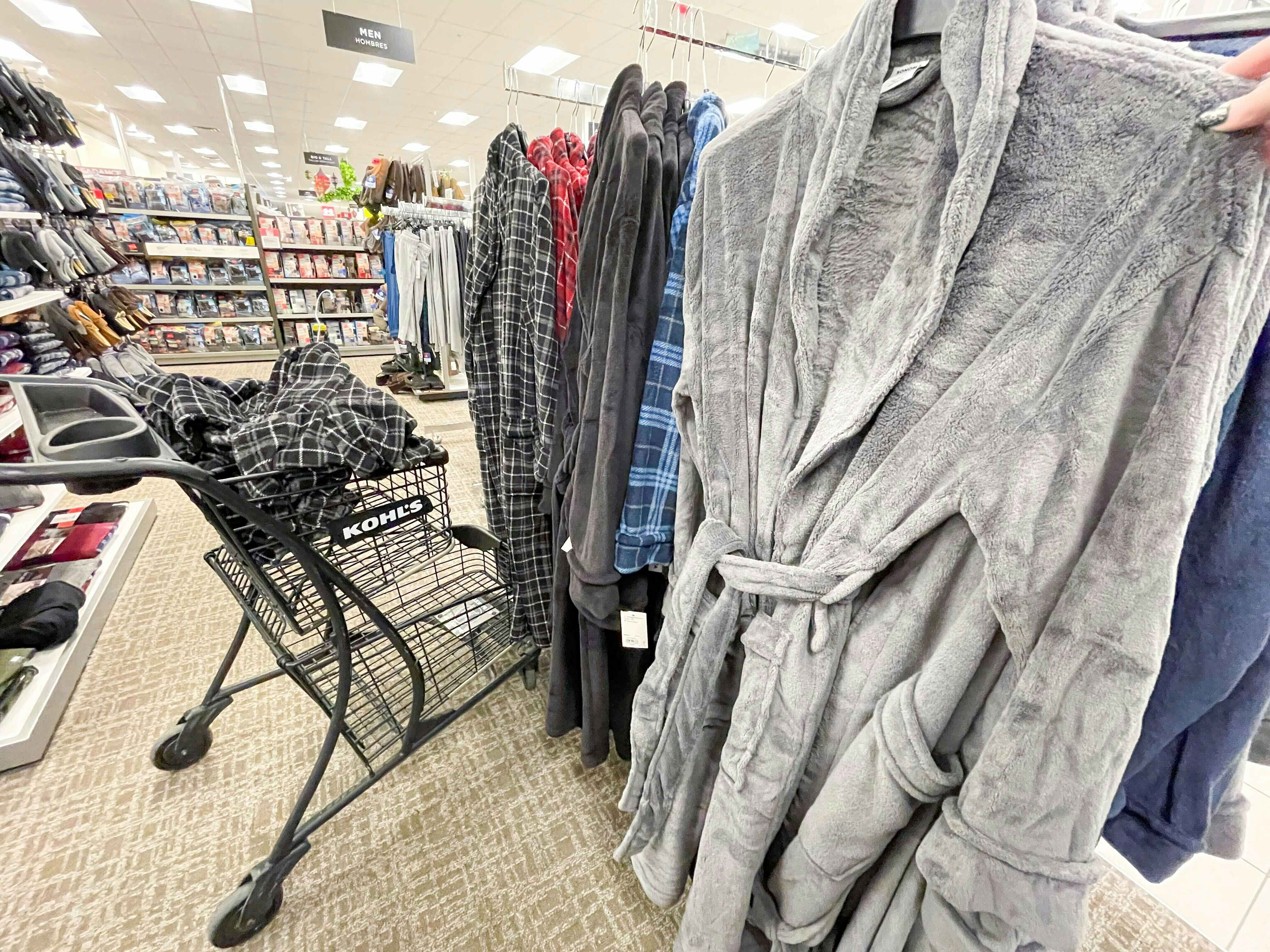 kohls-sonoma-men-plush-robe-2021-3