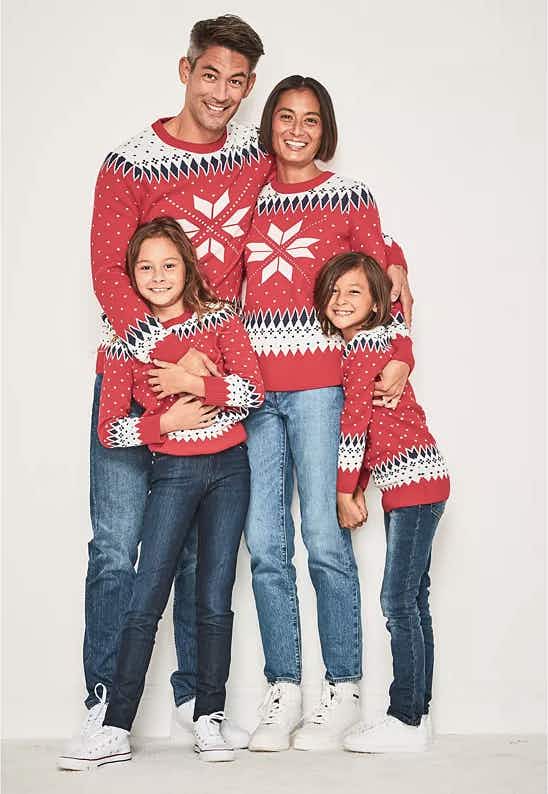 macys-matching-family-sweaters-120421a