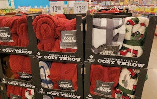 sams club oversized cozy throw 2021 sv 1 1639847117 1639847117