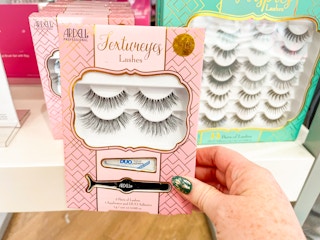 ulta ardell holiday lash kit 120321e 1638557748 1638557748