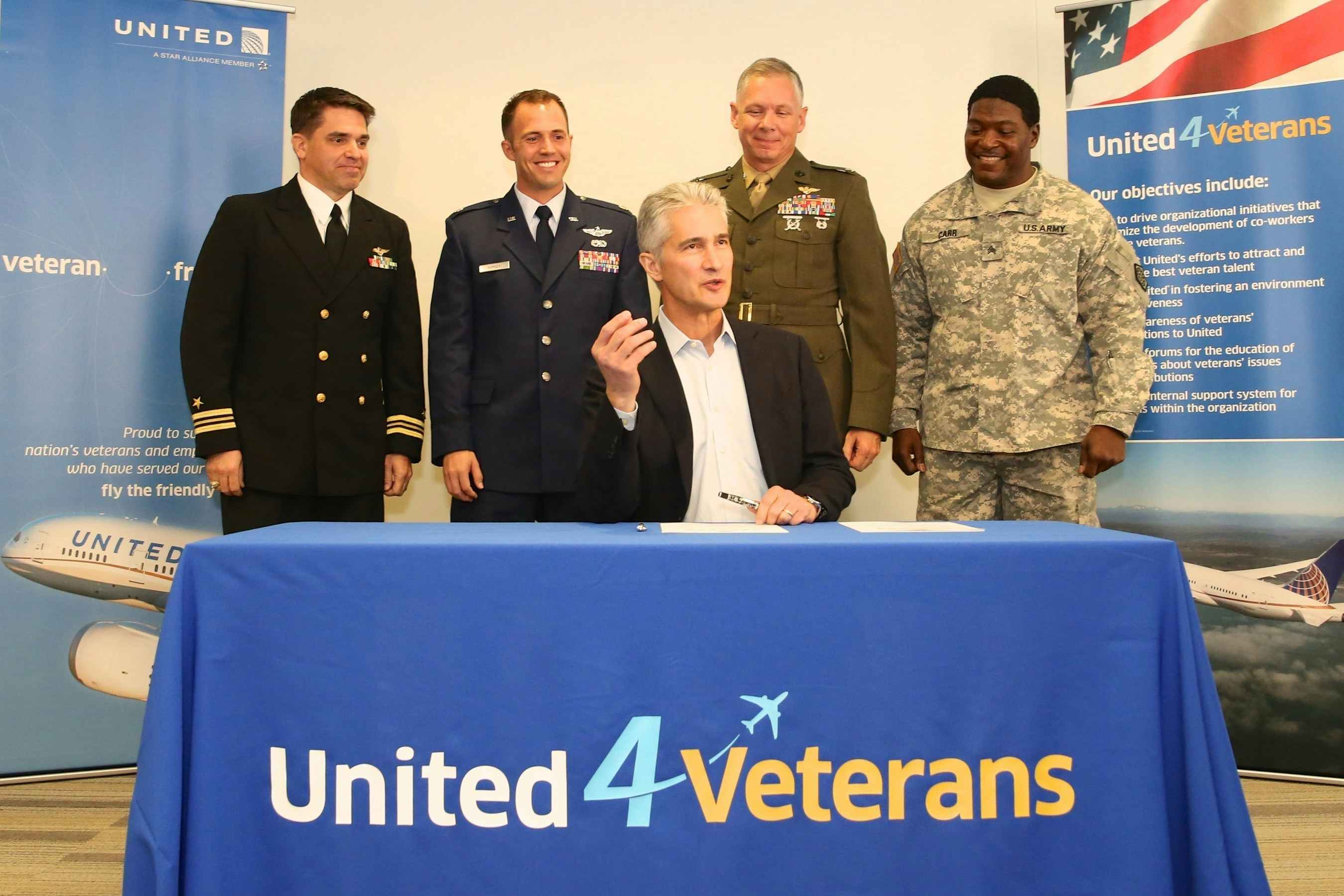 United Airlines with military veterans