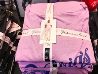 victoria-secret-pajama-set-2021-2-2