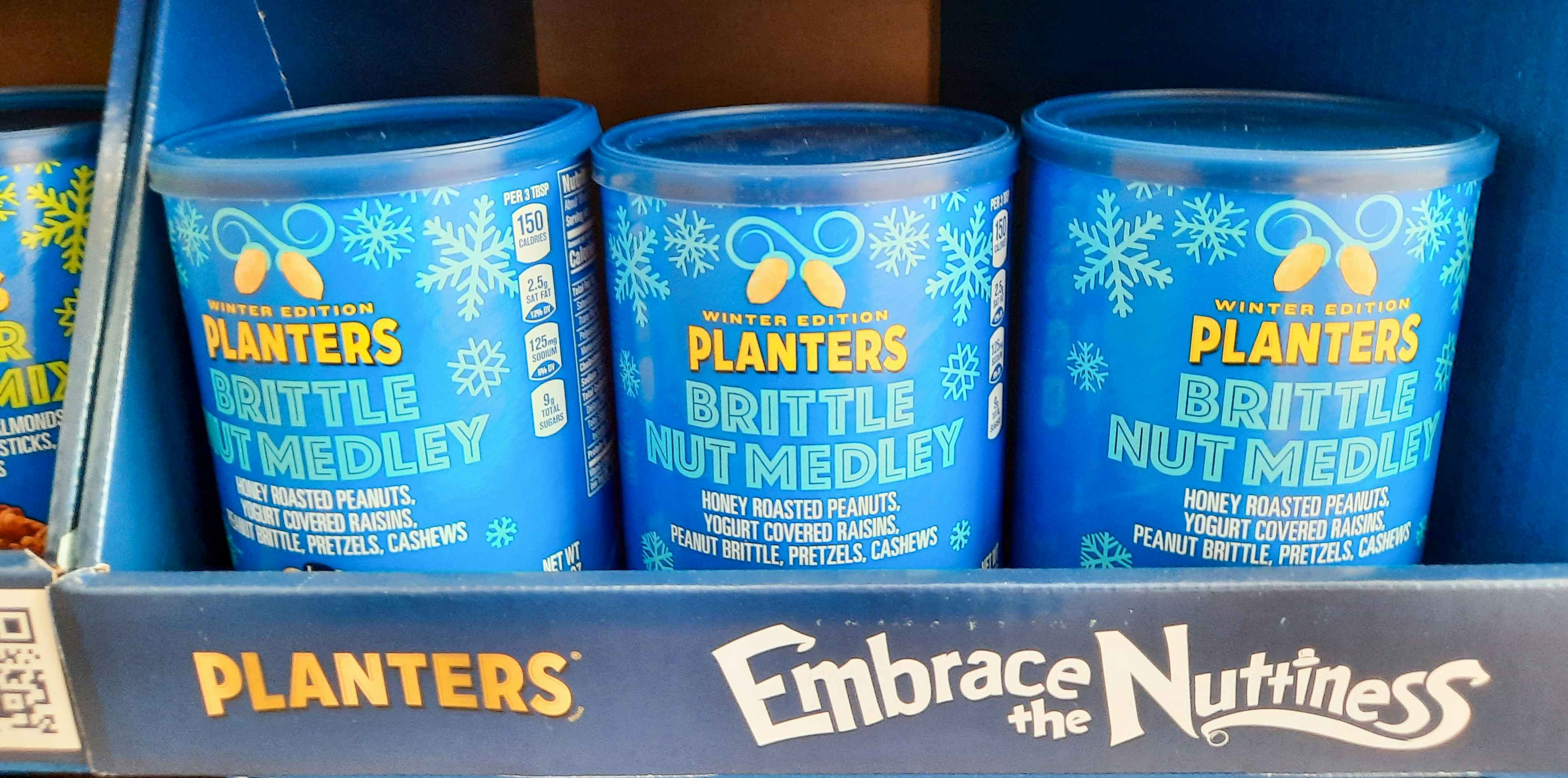 walmart-planters-brittle-nut-medley-2021