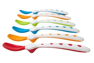 amazon baby spoons 2022 2 1641585446 1641585446 425x287