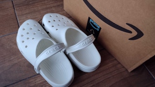 amazon crocs white 1641603285 1641603285