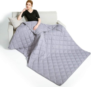 amazon weighted blanket diamond 2022 1 1642790202 1642790202 425x409