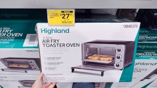 appliance lowes clearance 2022 3 1641836932 1641836932 scaled