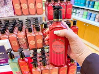 bath body works hand soaps strawberry pound cake 01262022a 1643226174 1643226174