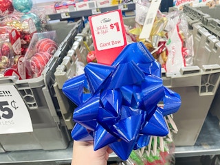 dollar general christmas bow 2021 th 1642531947 1642531947