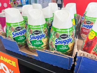 dollar general renuzit air freshener 2021 th 1 1642094370 1642094370