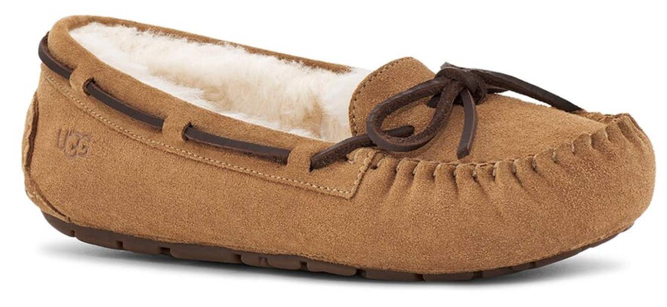 gilt-slipper-ugg-2022-1