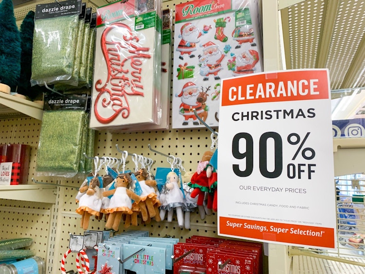 hobby lobby 90 percent off christmas shopping clearance