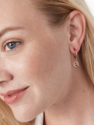 kate spade drop huggies 01202022a 1642708550 1642708550