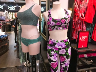 victoria-secret-sports-bra-2022-1-2