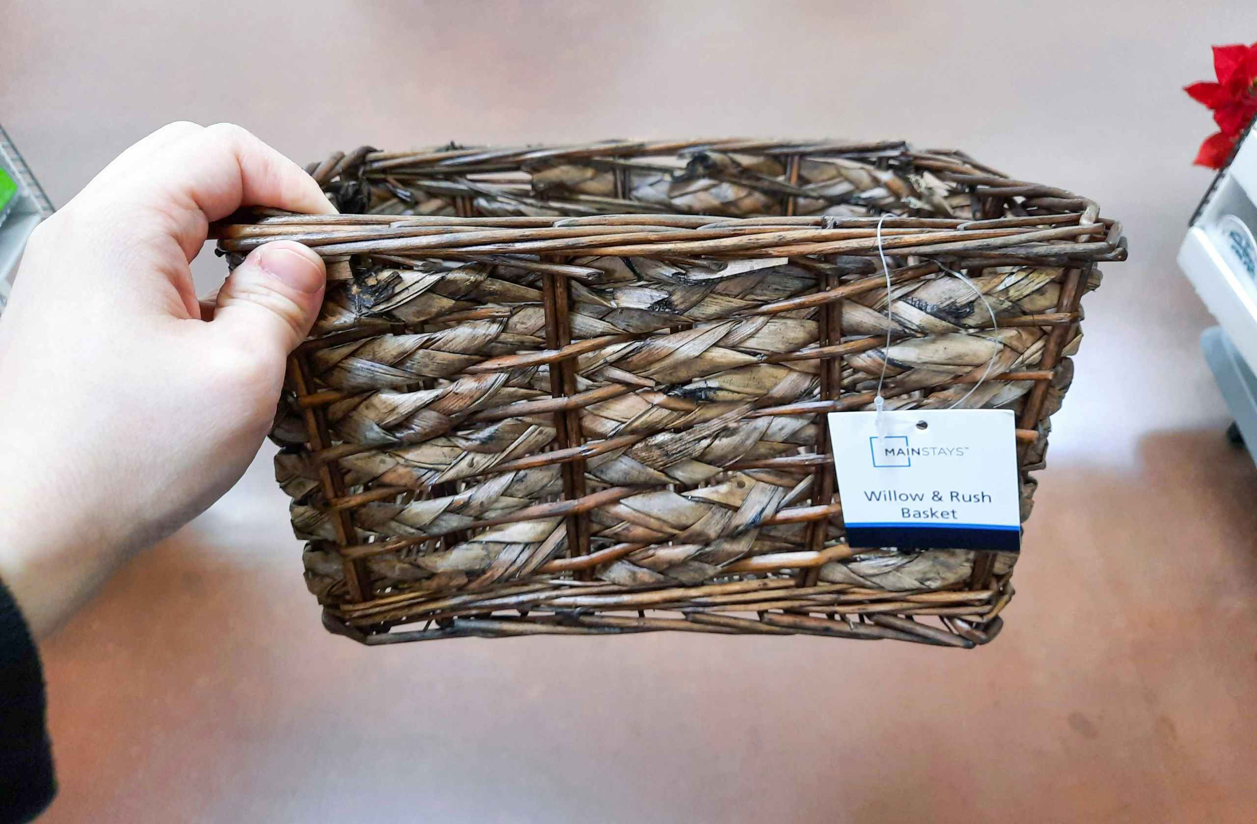 walmart-mainstays-willow-rush-basket-2022