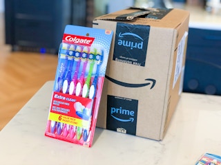 amazon colgate extra clean toothbrush 17 1645649195 1645649195