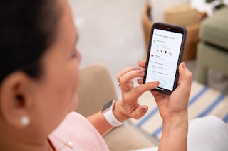 Someone making a Starbucks order to pick up at the Target drive up