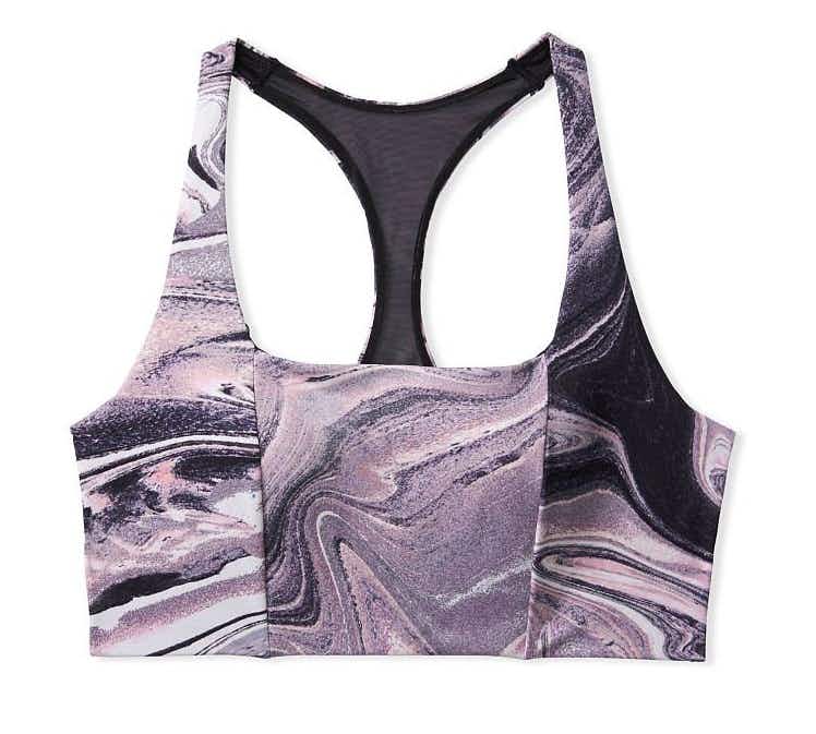 victoria-secret-sports-bra-2022-feb-4