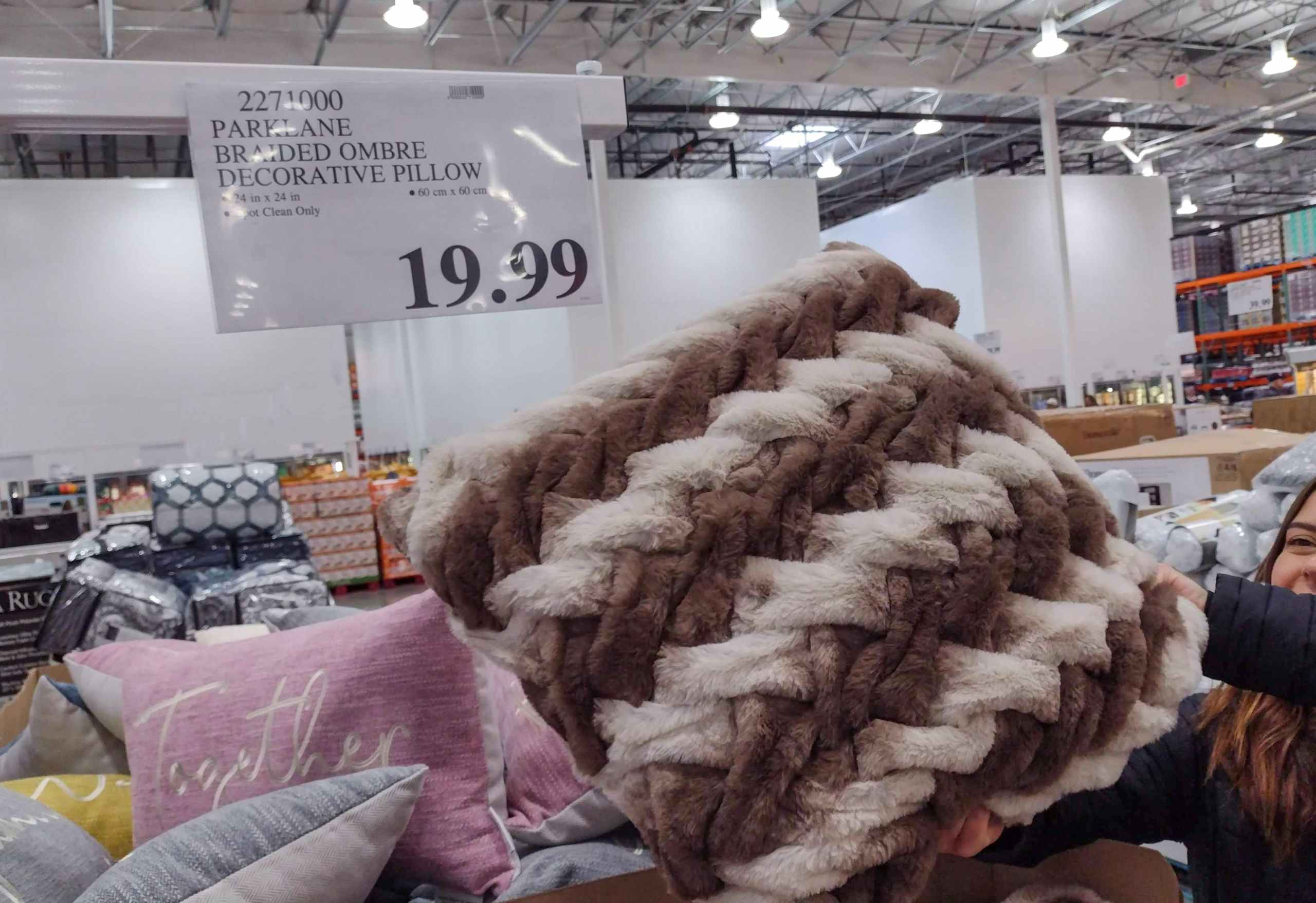 costco-faux-fur-pillow-031722