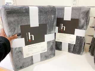 jcpenney clearance velvet plush throw 3 030222 1646246796 1646246796