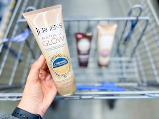 Jergens Natural Glow Firming Daily Moisturizer at Walmart