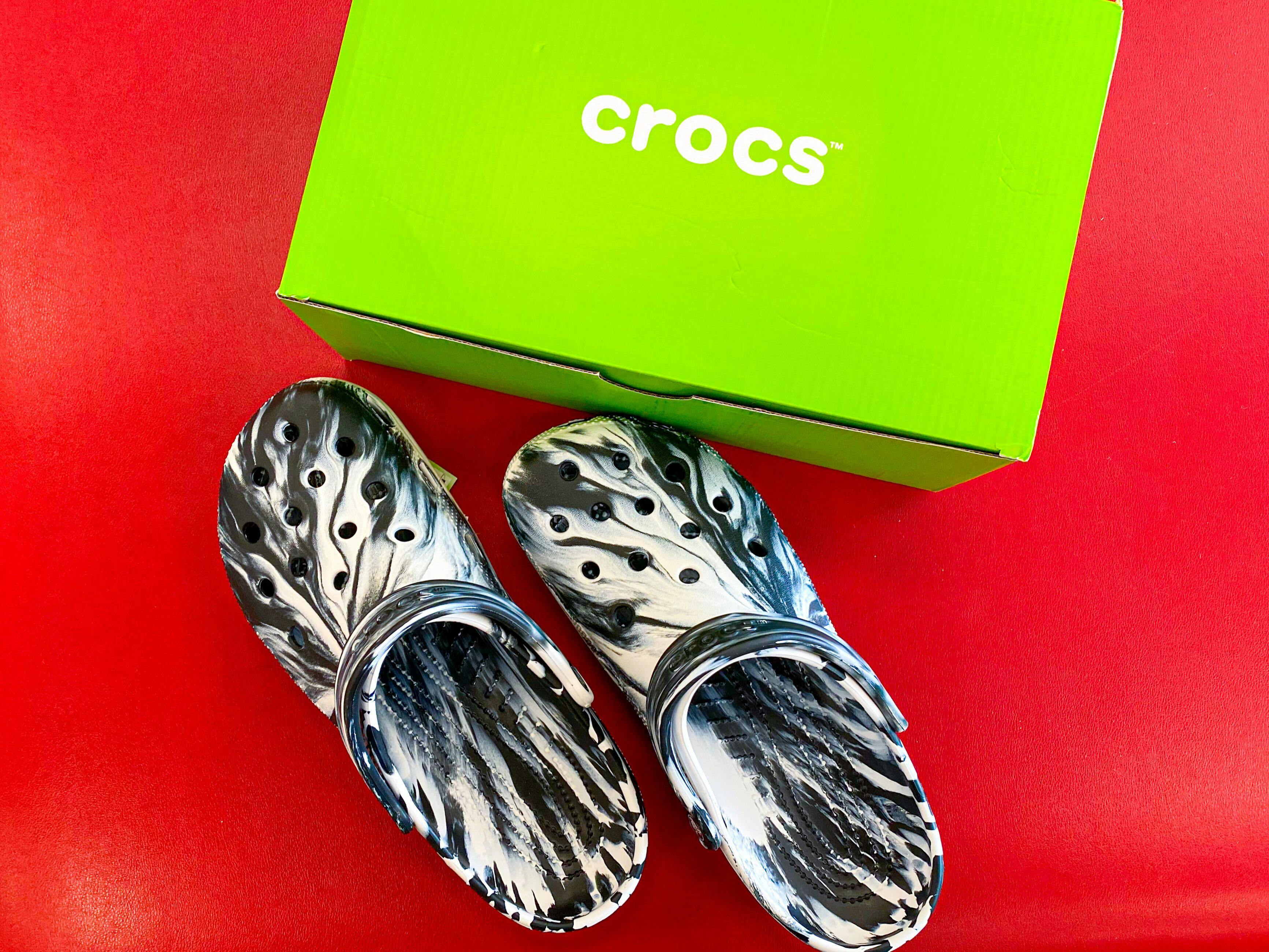 Crocs under 25 Dollar 