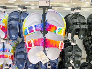 kohls so sonoma sandals in store