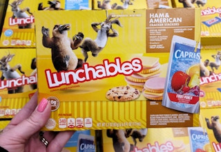 kroger lunchables 2022 sv 1651082791 1651082791