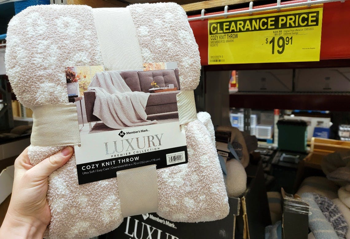 Luxury Premier Collection Cozy Knit Throws, as Low as 19.91 at Sam's
