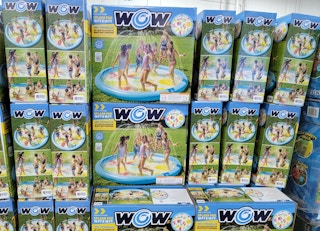 giant inflatable splash pad