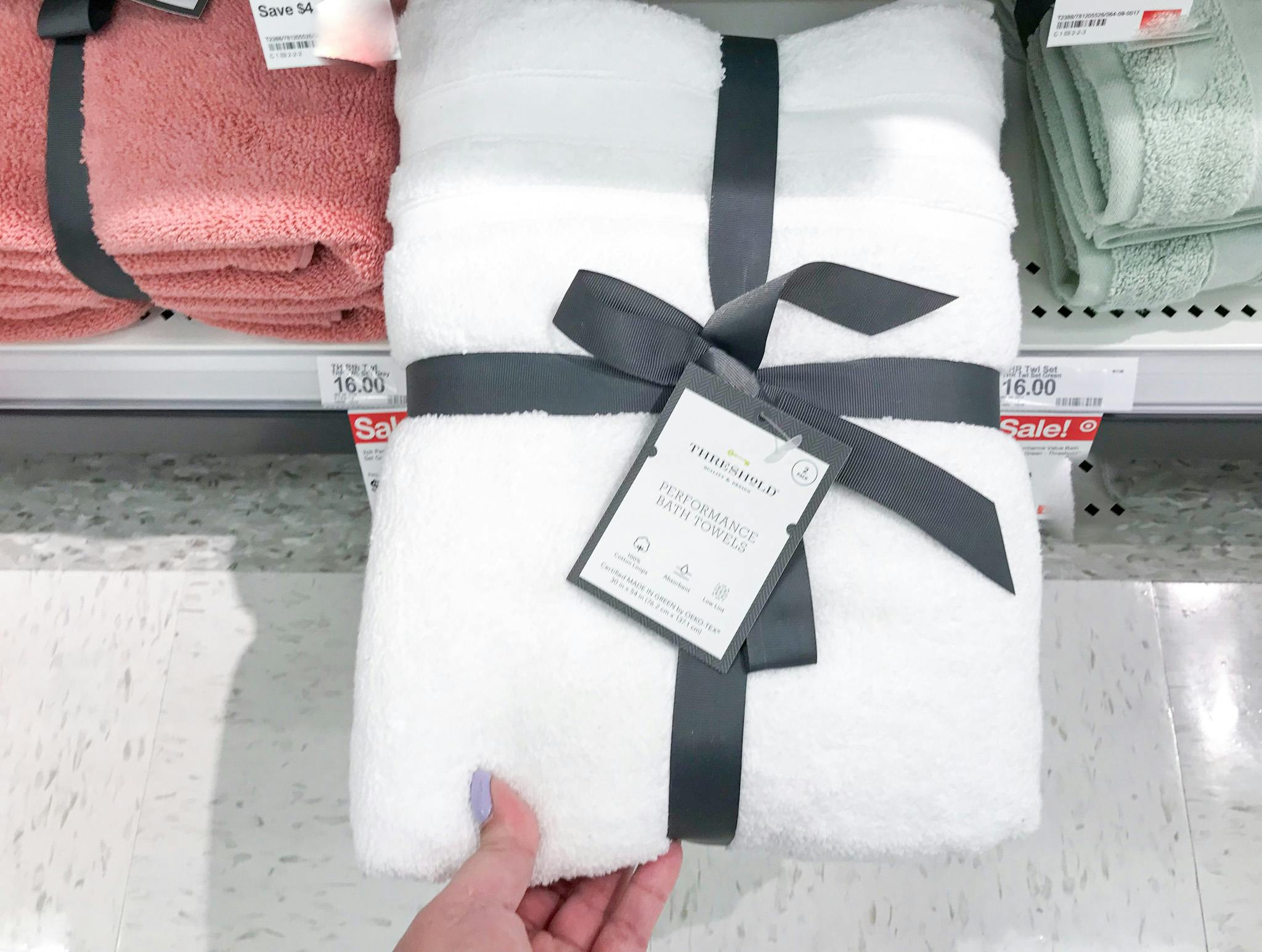 Homemade AllPurpose Cleaner That Doesn't Have to Smell Like Lemons