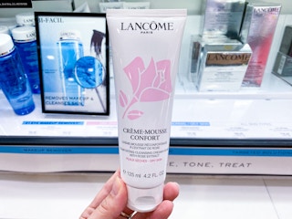 ulta lancome creme mousse confort 2022 01 1648910245 1648910245