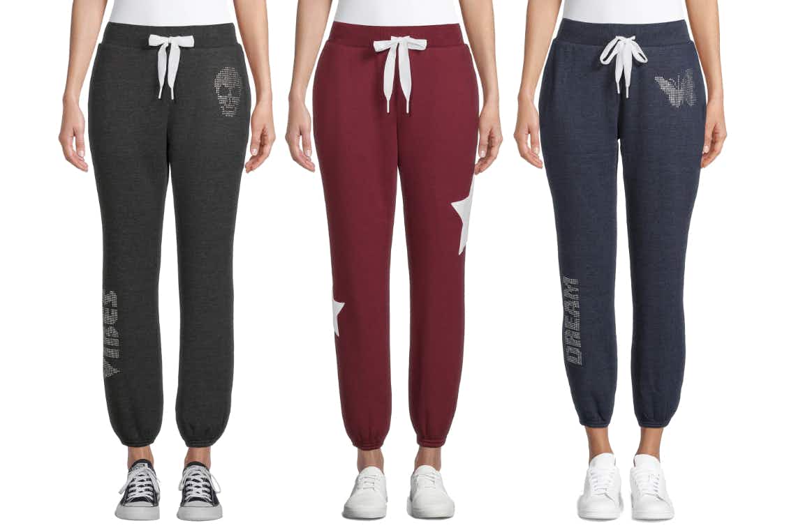 walmart-no-boundaries-sherpa-graphic-joggers-2022