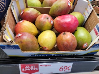 aldi mangoes 2022 sv 1652899865 1652899865