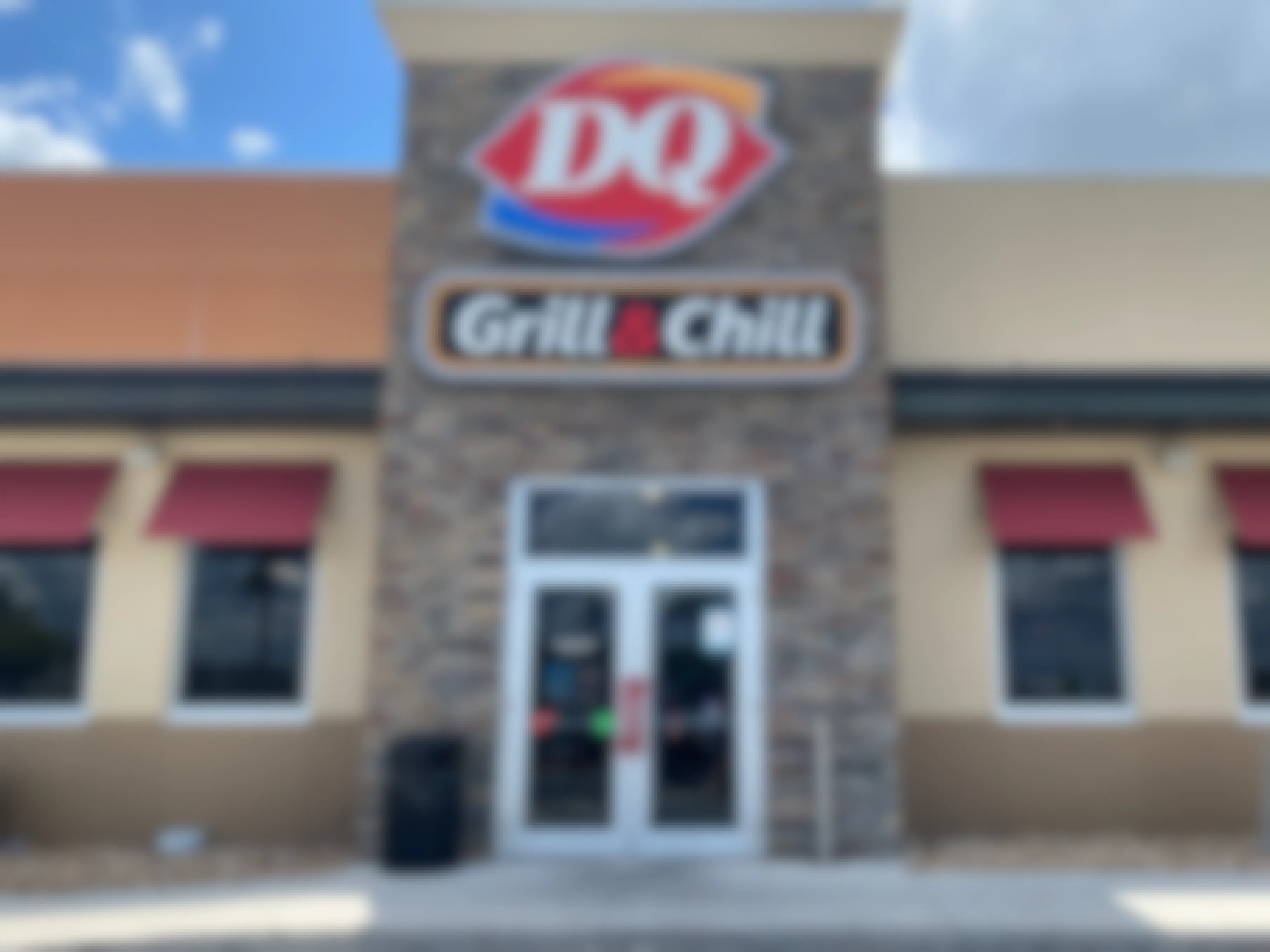 A Dairy Queen Grill & Chill storefront.