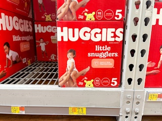 huggies walmart 2022 1 1651610138 1651610138 scaled