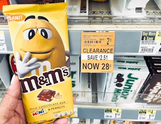 walgreens mms peanuts chocolate bars minis 90 off candy clearance 051522 1652637851 1652637851 scaled
