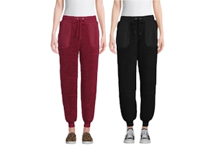 walmart-no-boundaries-faux-sherpa-joggers-2022