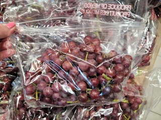 aldi red grapes 2022 sv 1 1656525355 1656525355