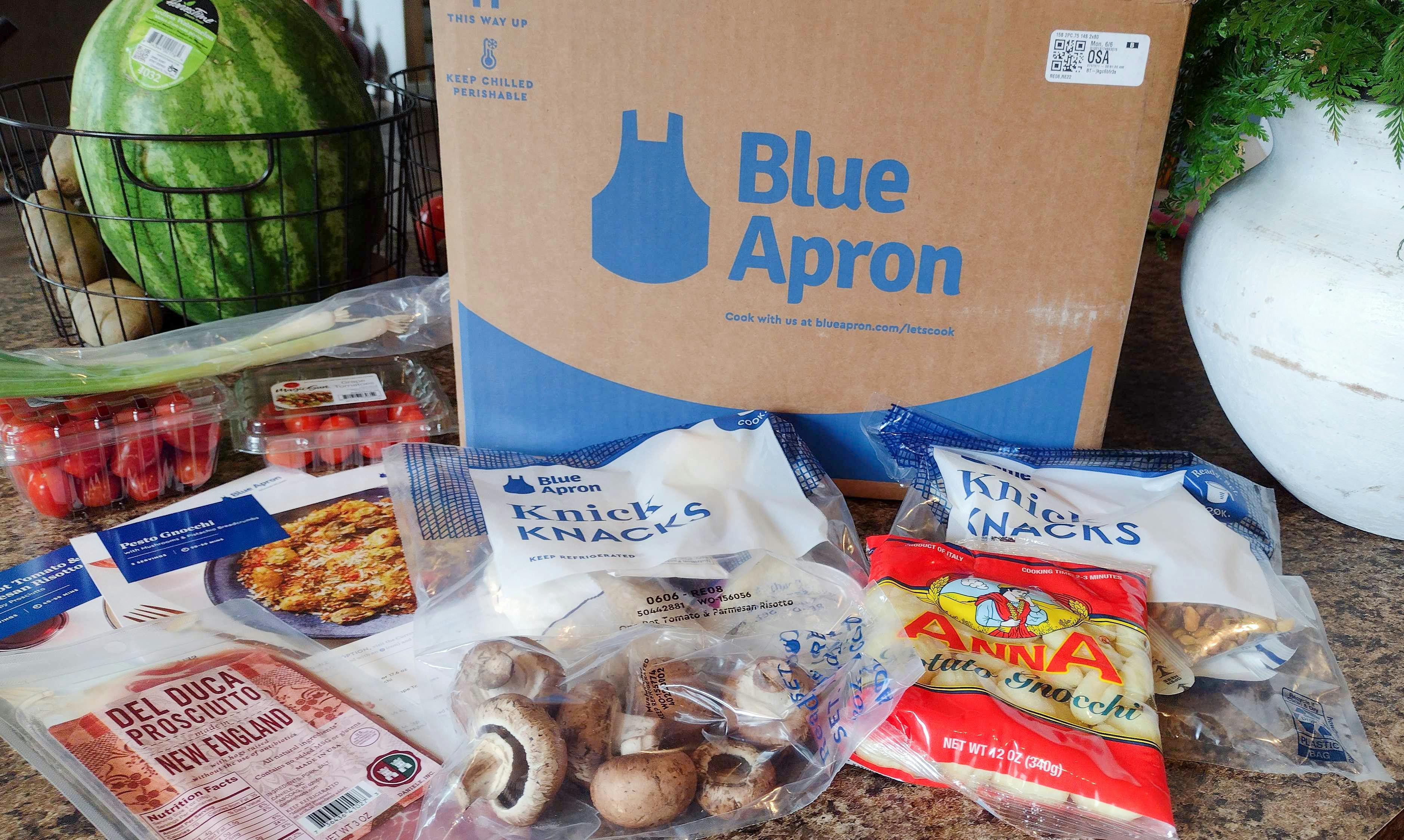 blue-apron-box-kcl-june10-2022-b