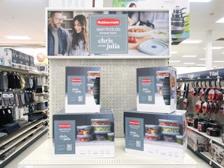 chris loves julia rubbermaid target 2022 6 1655402528 1655402528 scaled