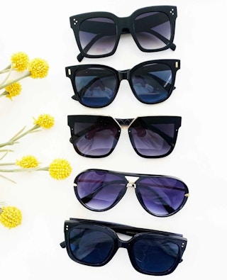 jane-sunnies-black-bogo-2022-3