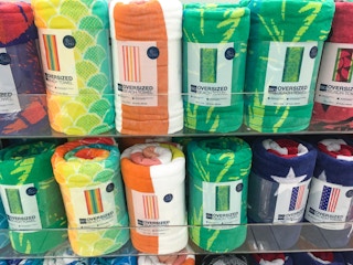 kohls-big-one-oversized-beach-towel-2022-1