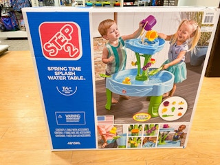 kohls-step-2-springtime-splash-water-table-2022-1